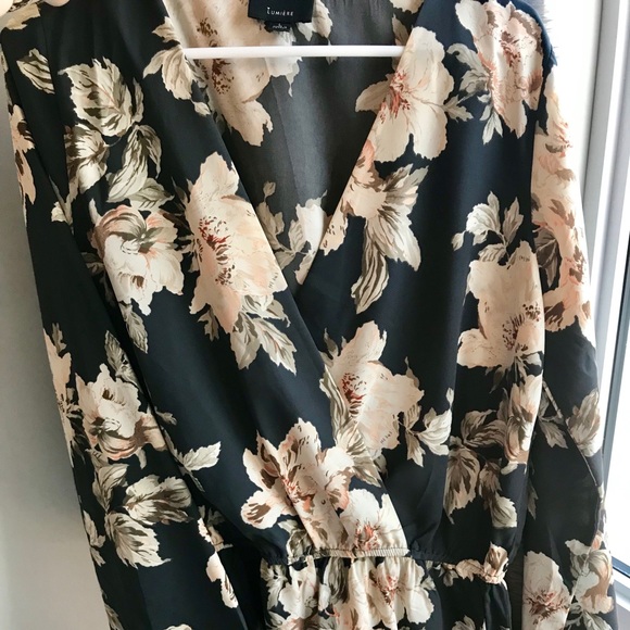 Romper - Picture 3 of 5